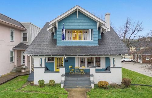 Frankfort House | This gem sits in the heart of picturesque South Frankfort, near the Kentucky river