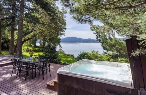 Eastsound House | This house is a 1 bedroom(s), 1 bathrooms, located in Eastsound, WA.