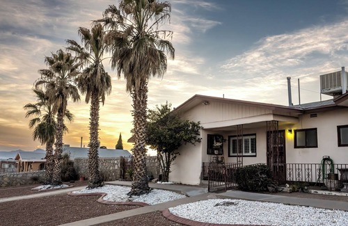 Biggs Field House | This house is a 3 bedroom(s), 2 bathrooms, located in El Paso, TX.