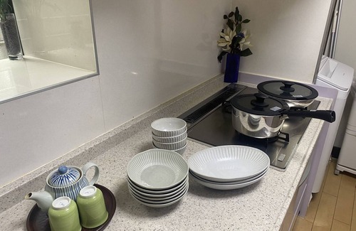 Kohoku Ward House | This is a home-style house that can accommodate up to 4 people comfortably. Conveniently located 2 minutes from transportation. If you are planning to visit Tokyo or Yokohama, please use this service.