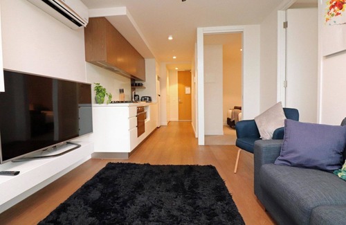 South Yarra Apartment | This lovely modern apartment in the prime location of South Yarra