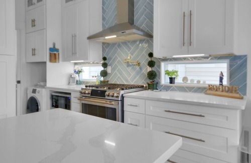 Stone Harbor House | This luxury, bayfront 4 BR 3 bath home is the perfect place for a relaxing family vacation.