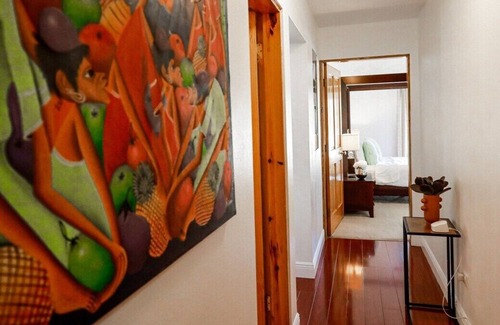 Bailey's Bay Apartment | This spacious 2br home offers a comfortable retreat