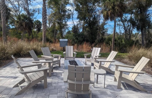 Laurel House | This townhouse is a 0 bedroom(s), 2.5 bathrooms, located in NOKOMIS, FL.