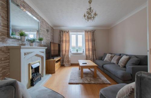 Witney House | Thorn House a beautiful large house in Witney