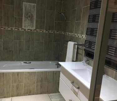 Merrivale Apartment | Thornville Guesthouse Diamond