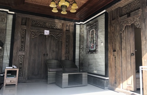 Ubud City-Centre Hotel | Three Ayu Family House