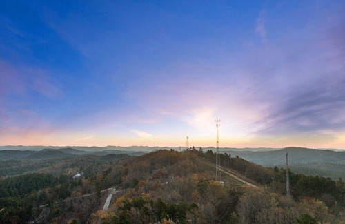 Hochatown Cabin | Three Bears Hideout BRAND NEW Construction with Mountain Top Views!