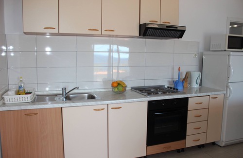 Mimice Apartment | Three bedroom apartment near beach Mimice, Omiš (A-2774-b)