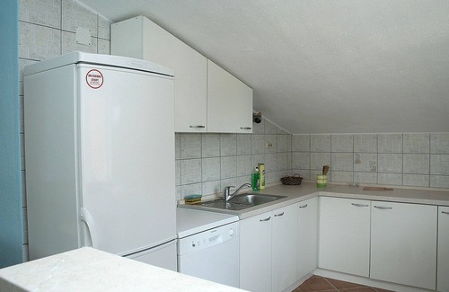 Cove Basina (Jelsa) Apartment | Three bedroom apartment near beach Basina, Hvar (A-4599-a)