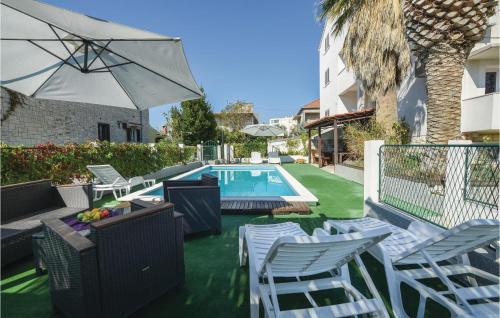Vranjic Apartment | Three-Bedroom Apartment In Split