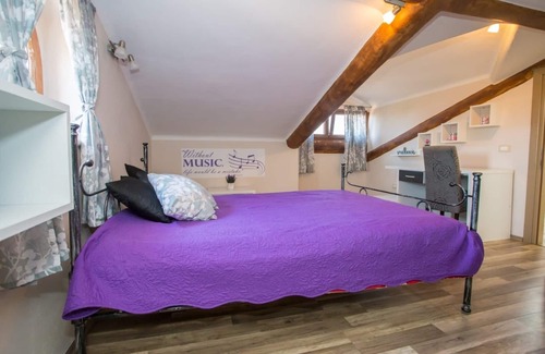 Nova Vas Apartment | Three bedroom apartment with terrace Nova Vas, Poreč (A-14167-b)