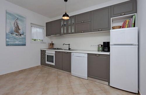 Kampor Apartment | Three bedroom apartment with terrace and sea view Kampor, Rab (A-17396-b)