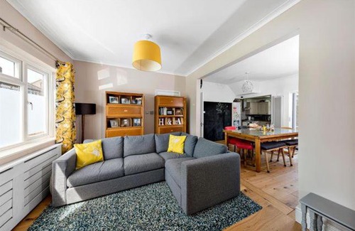 Thompson Estate Villa | three bedroom bungalow master ensuite gitanga road in nairobi