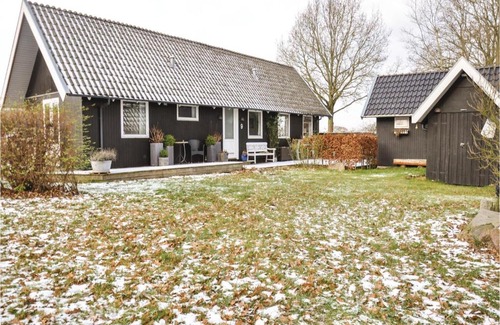 Vedelshave House | Three-Bedroom Holiday Home in Asperup