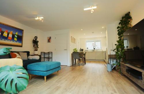 Easton House | Three Bedroom House in Easton