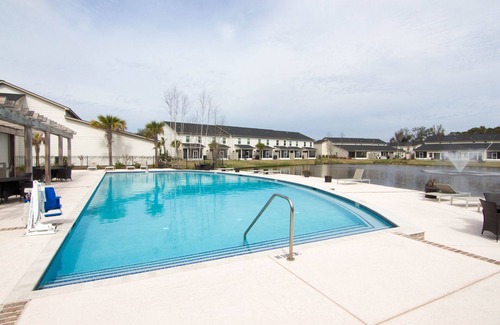 Epworth Acres House | Three-bedroom luxury near all the island has to offer!