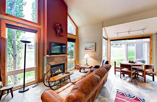 North Park City Apartment | Three Kings Dreams 42