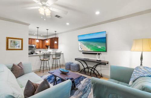 Gulf Place House | Three Pools, Steps to Beach, Dining and Shopping!