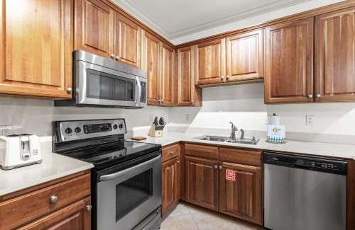 Gulf Place House | Three Pools, Steps to Beach, Dining and Shopping!
