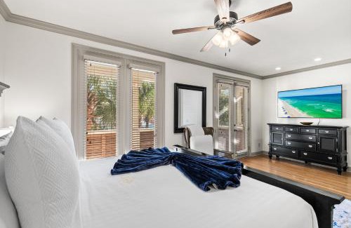 Gulf Place House | Three Pools, Steps to Beach, Dining and Shopping!