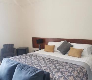 Ferryside Hotel | Three Rivers Hotel