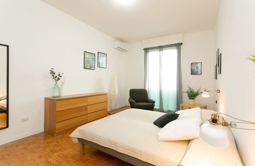Zona Farini House | Three-room apartment adjacent to the Maciachini metro