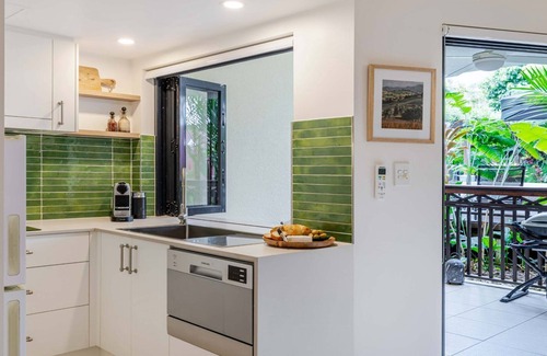 Port Douglas Apartment | THREE Style | Holiday Your Way!