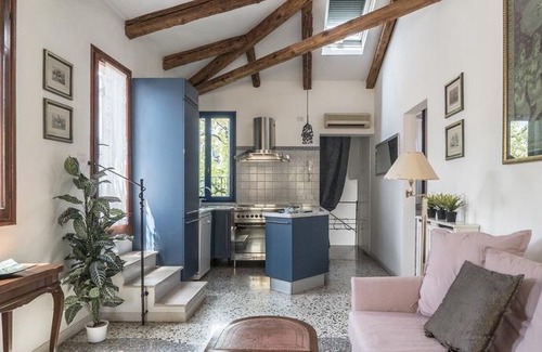 Santa Croce Apartment | Three terraces