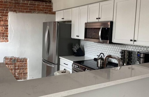 Jonesville Apartment | Three Trails Downtown Elkin, 3 Bedroom, Ground Floor