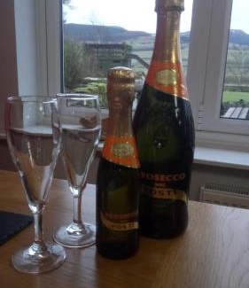 Thropton Hotel | Three Wheat Heads