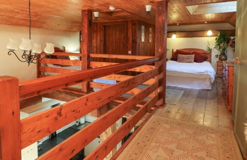 Okehampton Cottage | THRESHERS, pet friendly, character holiday cottage in Bridestowe