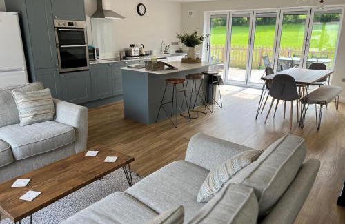 Thornicombe House | Threshing Barn