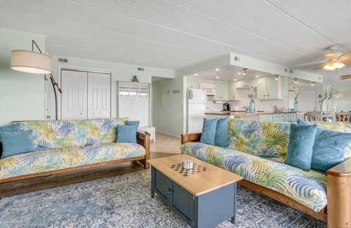 Midtown Ocean City Condo | Thunder Island 147D-Baywater 39th St, Pool, WIFI, Elev, W/D, AC