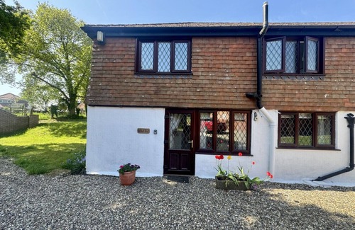 Repps with Bastwick House | Thurnefield - Walnut Tree