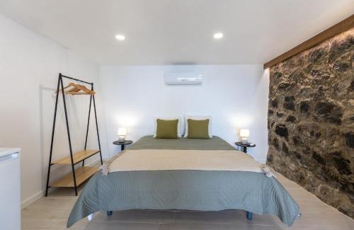 Angra do Heroismo Apartment | TI Chôa - Ninho dos Avós Arrumos
