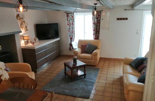 Saint-Nicolas des Eaux House | Ti Dour