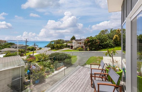 Algies Bay House | Tide and True - Algies Bay Holiday Home