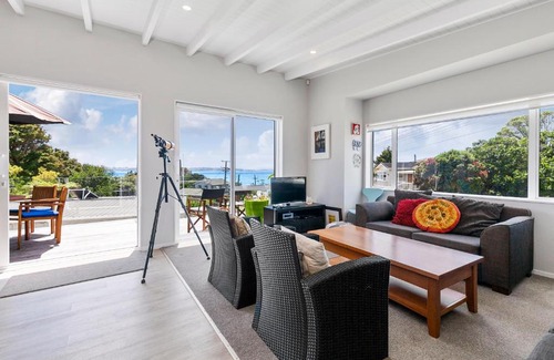 Algies Bay House | Tide and True - Algies Bay Holiday Home