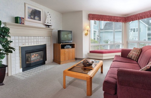 Agate Beach Resort | Tide pools, wide sandy beaches, whale watching!