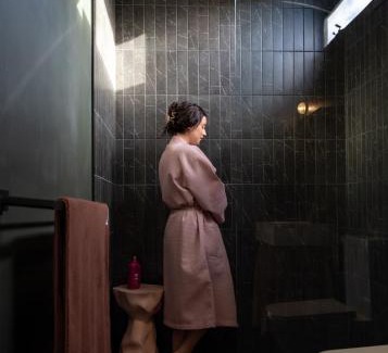 Chudleigh House | Tiers Rest - Romantic Bath & Fire Retreat on Cradle Mtn Way