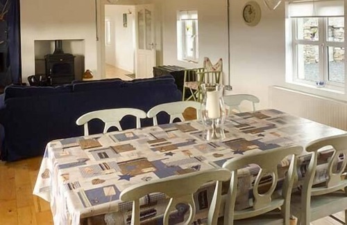 Carrigaholt Cottage | TIG FADA, pet friendly, with open fire in Kilkee, County Clare