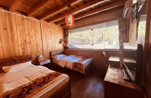 Hutiaoxia House | Tiger Leaping Gorge Sean’s Spring Guesthouse