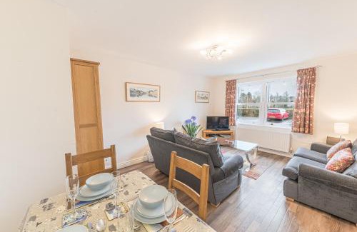 Keswick Apartment | Tiggs Place, 5 Howrahs Court