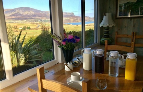 Staffin Bed & Breakfast | Tigh Quiraing- Heather