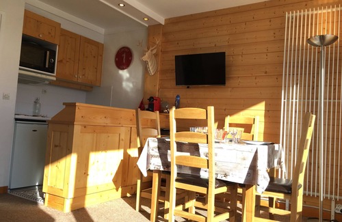 Tignes le Lac Apartment | Tignes The lake on skis 4 pers Bec Rouge large terrace