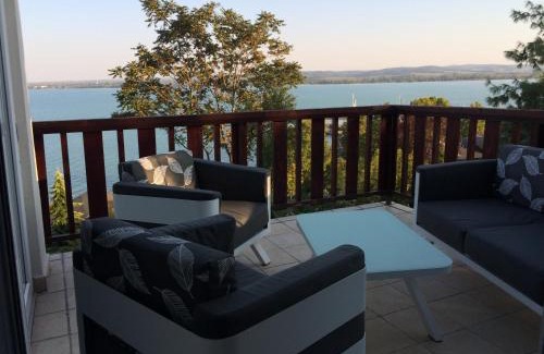 Tihany Apartment | TIHANY (BALATON), BEST VIEW, SPACIOUS WELLNESS, CENTRAL , 50m BEACH