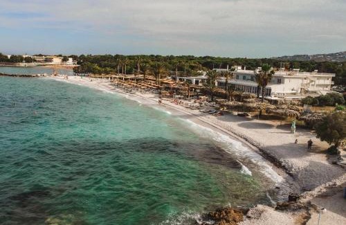 Nea Makri Apartment | TIKI BEACH STUDIOS