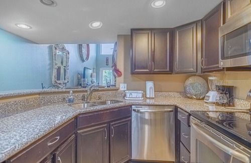 Galveston Condo | Tiki Loft 1-bedroom plus a loft condo in Galveston at Maravilla