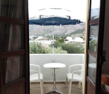 Livadia Apartment | Tilos Fantasy